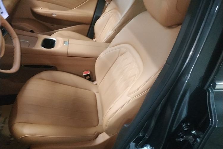 Used Dongfeng Aeolus L8 2025 Model 185KM Dream Edition Left Front Seat