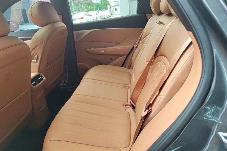 Used Dongfeng Aeolus L8 2025 Model 185KM Dream Edition Left Rear Seat