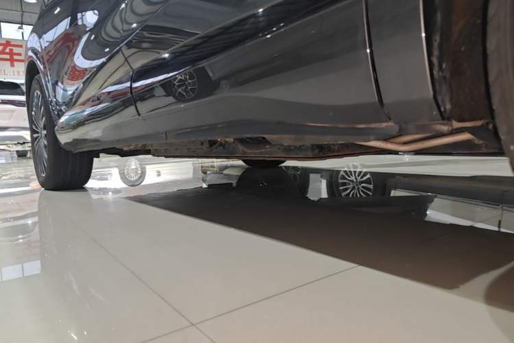 Used Dongfeng Aeolus L8 2025 Model 185KM Ideal Edition Left Side Sill