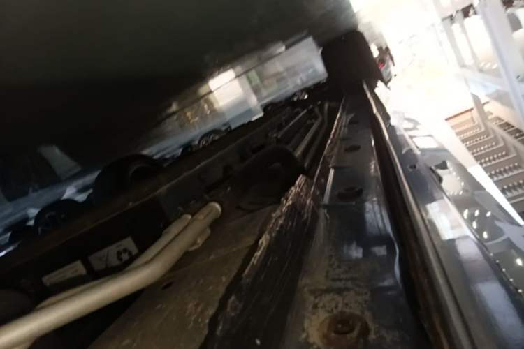 Used Dongfeng Aeolus L8 2025 Model 185KM Dream Edition Left Side Sill