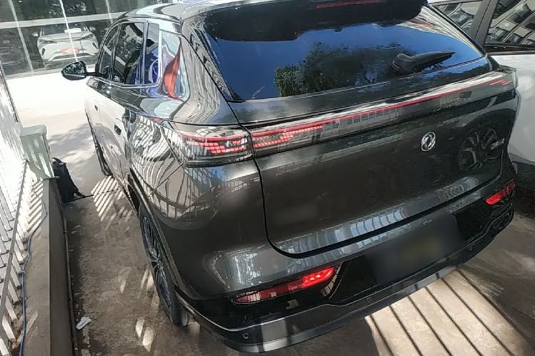 Used Dongfeng Aeolus L8 2025 Model 185KM Dream Edition Rear Left 45 Deg
