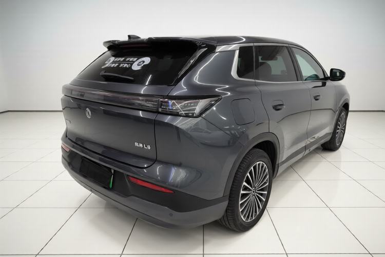 Used Dongfeng Aeolus L8 2025 Model 185KM Dream Edition Rear Right 45 Deg