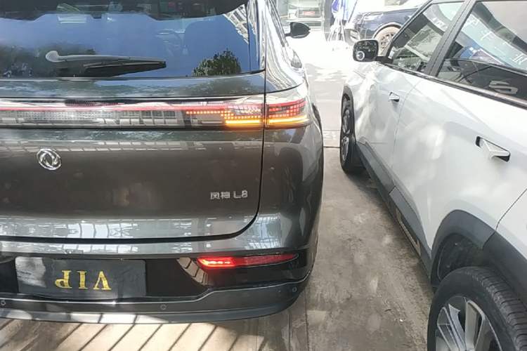 Used Dongfeng Aeolus L8 2025 Model 185KM Dream Edition Right Rear Taillight