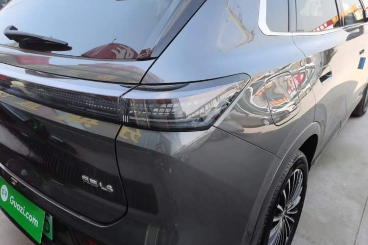 Used Dongfeng Aeolus L8 2025 Model 112KM Dream Edition Right Rear Taillight