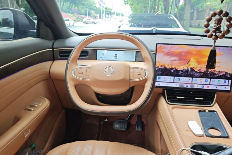 Used Dongfeng Aeolus L8 2025 Model 185KM Dream Edition Steering Wheel