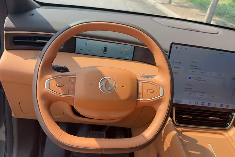 Used Dongfeng Aeolus L8 2025 Model 185KM Ideal Edition Steering Wheel