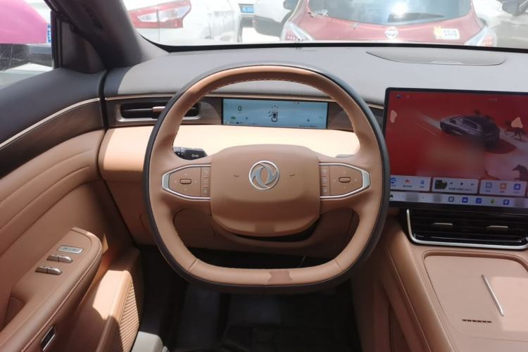 Used Dongfeng Aeolus L8 2025 Model 185KM Dream Edition Steering Wheel