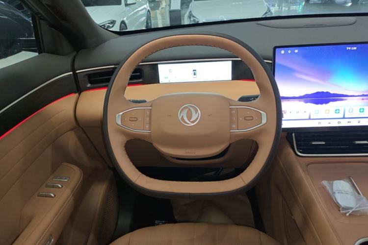 Used Dongfeng Aeolus L8 2025 Model 112KM Dream Edition Steering Wheel
