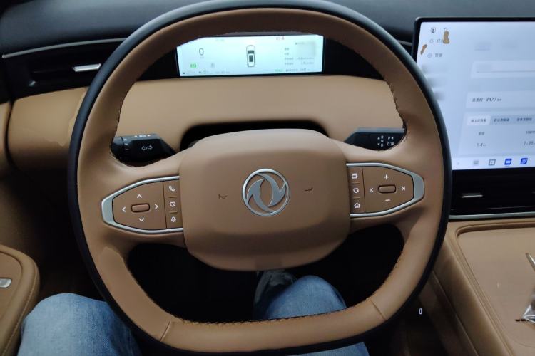 Used Dongfeng Aeolus L8 2025 Model 185KM Dream Edition Steering Wheel