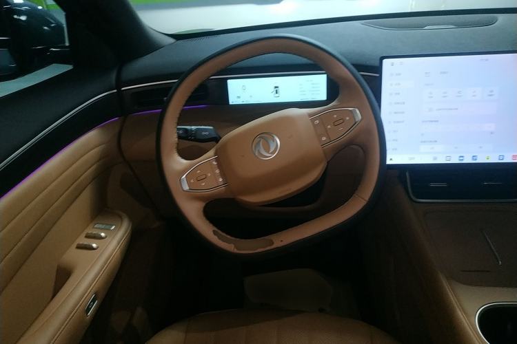 Used Dongfeng Aeolus L8 2025 Model 185KM Dream Edition Steering Wheel