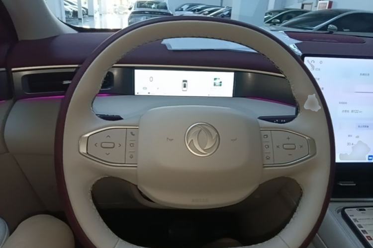 Used Dongfeng Aeolus L8 2025 Model 185KM Dream Edition Steering Wheel