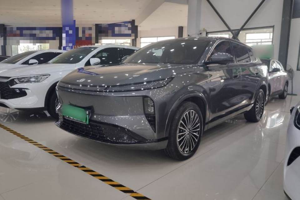 Dongfeng Aeolus Aeolus L8 2025