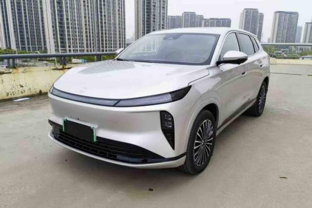 Used Dongfeng Aeolus L8 2025 Model 185KM Dream Edition