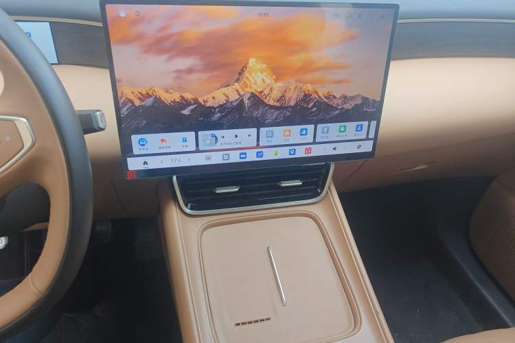 Used Dongfeng Aeolus L8 2025 Model 185KM Dream Edition Audio And AC Panel