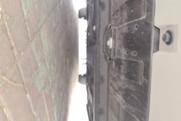 Used Dongfeng Aeolus L8 2025 Model 185KM Dream Edition Chassis Front