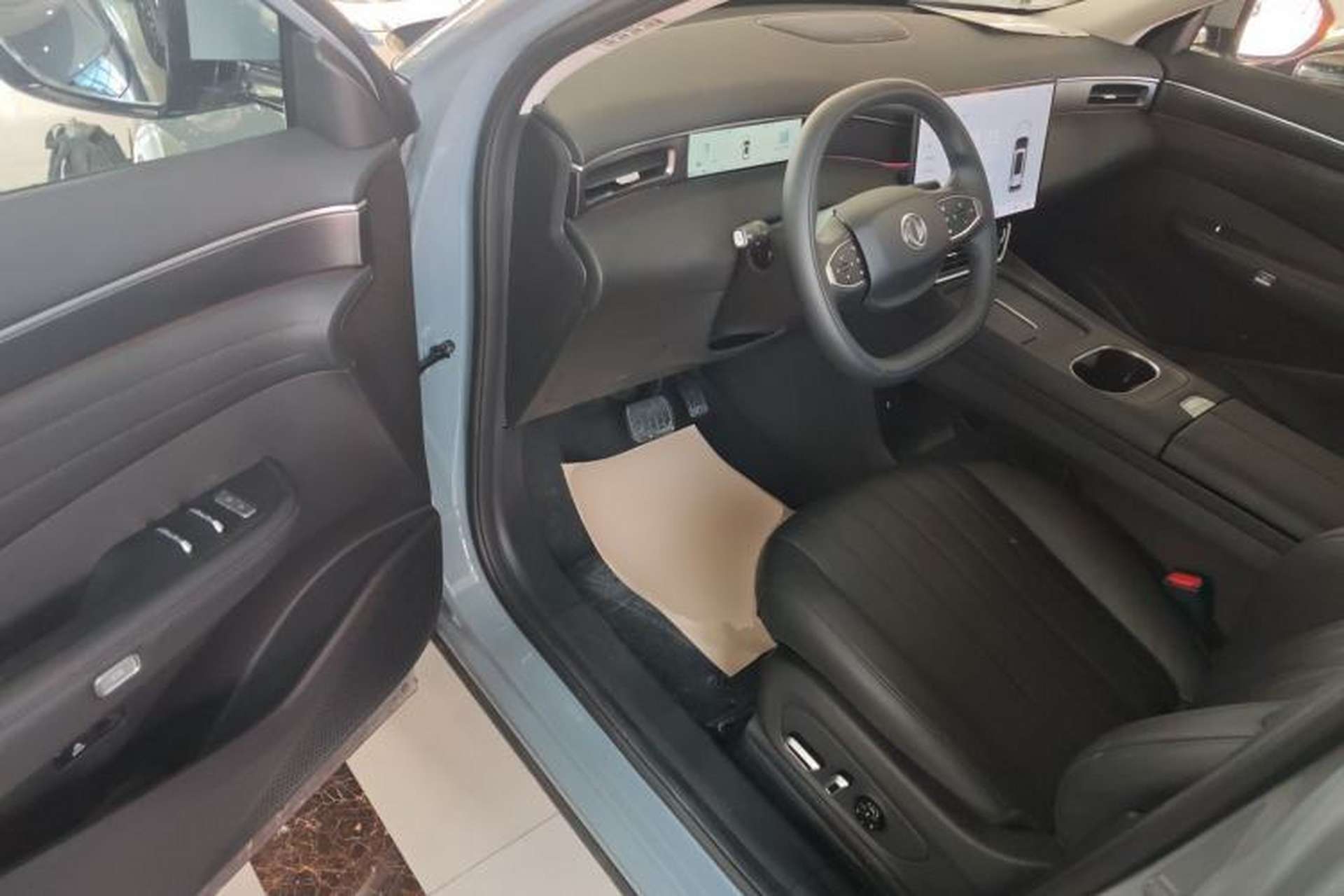 Used Dongfeng Aeolus L8 2025 Model 112KM Dream Edition Driver Seat