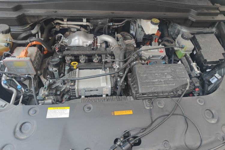 Used Dongfeng Aeolus L8 2025 Model 185KM Dream Edition Engine Bay