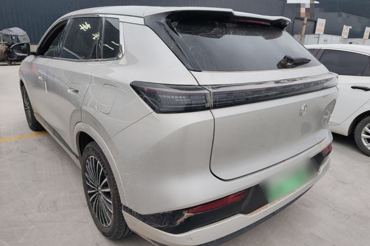 Used Dongfeng Aeolus L8 2025 Model 185KM Dream Edition Exterior 2