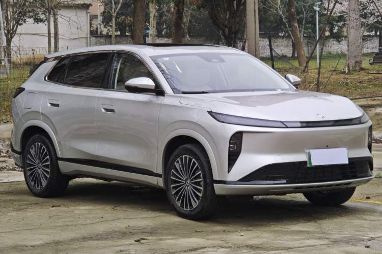 Used Dongfeng Aeolus L8 2025 Model 112KM Dream Edition Exterior 2