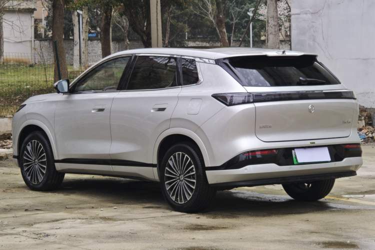 Used Dongfeng Aeolus L8 2025 Model 112KM Dream Edition Exterior 4