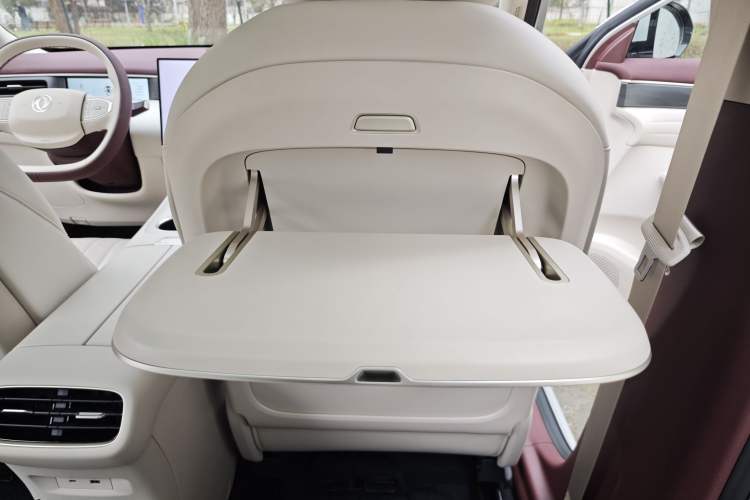 Used Dongfeng Aeolus L8 2025 Model 112KM Dream Edition Exterior 7