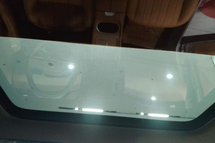 Used Dongfeng Aeolus L8 2025 Model 185KM Ideal Edition Headliner