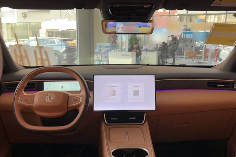 Used Dongfeng Aeolus L8 2025 Model 185KM Dream Edition Interior 3