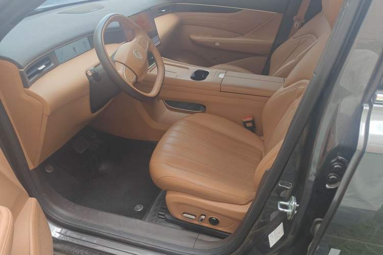 Used Dongfeng Aeolus L8 2025 Model 185KM Dream Edition Left Front Seat
