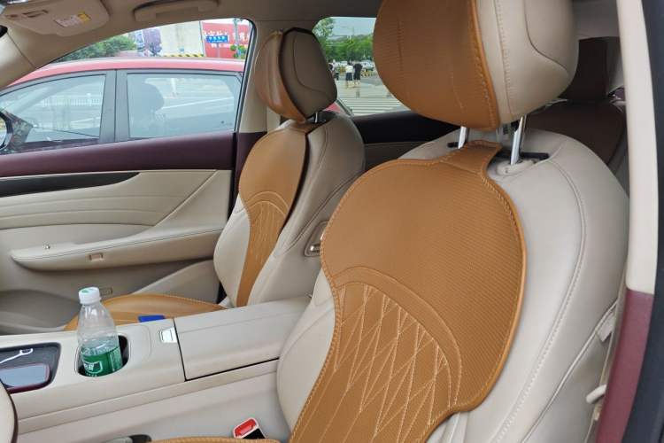 Used Dongfeng Aeolus L8 2025 Model 185KM Dream Edition Left Front Seat