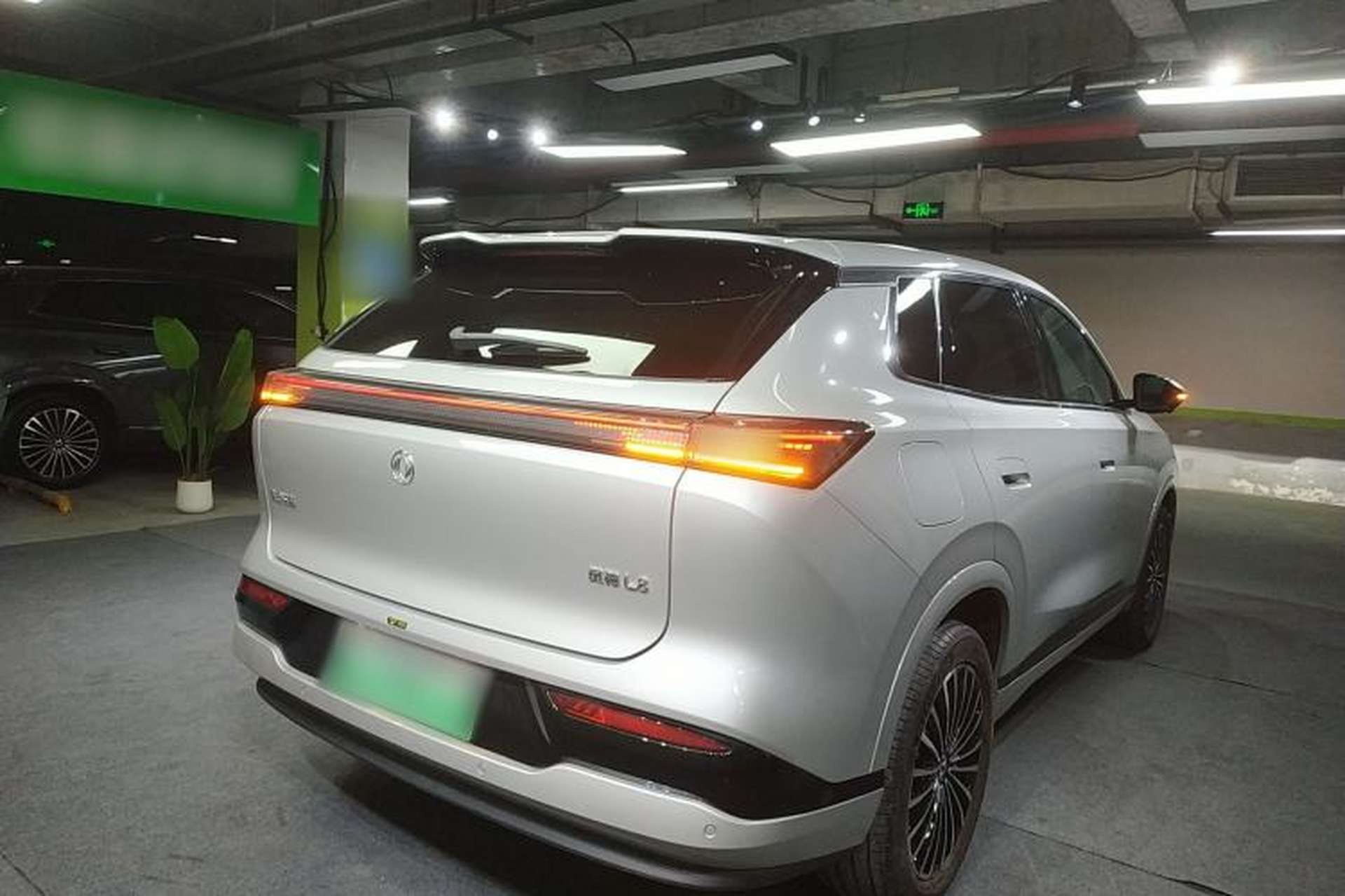 Used Dongfeng Aeolus L8 2025 Model 185KM Dream Edition Rear Right 45 Deg
