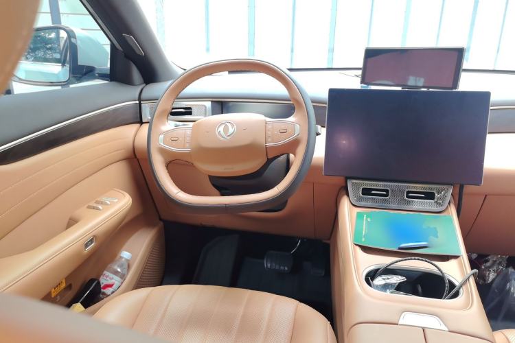 Used Dongfeng Aeolus L8 2025 Model 185KM Dream Edition Steering Wheel