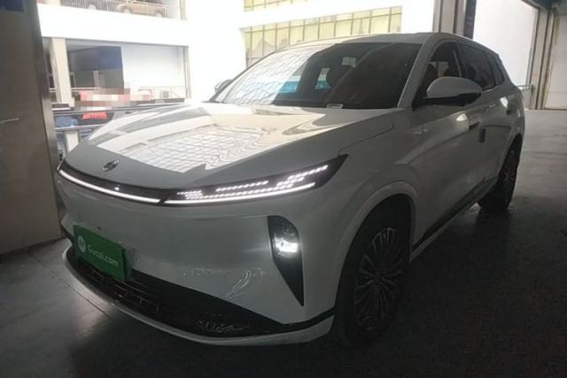 Used Dongfeng Aeolus L8 2025 Model 185KM Dream Edition