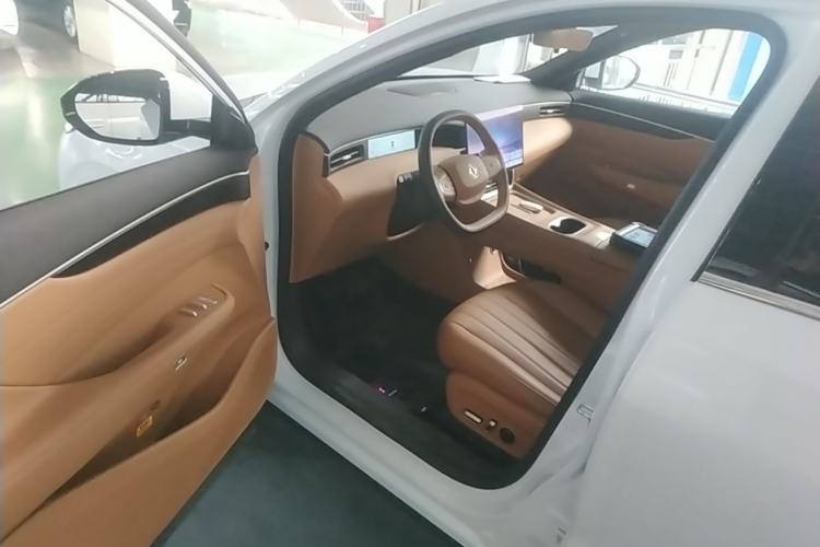 Used Dongfeng Aeolus L8 2025 Model 185KM Dream Edition Driver Seat