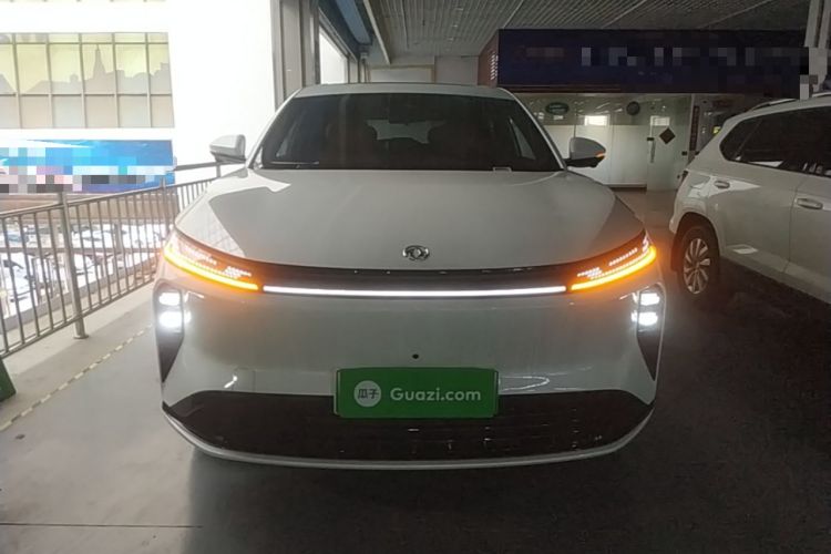 Used Dongfeng Aeolus L8 2025 Model 185KM Dream Edition Front