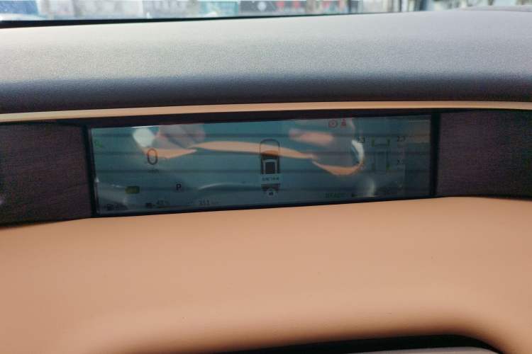 Used Dongfeng Aeolus L8 2025 Model 185KM Dream Edition Instrument Cluster