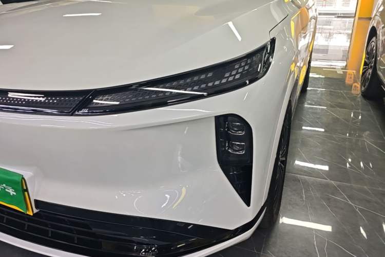 Used Dongfeng Aeolus L8 2025 Model 185KM Dream Edition Left Front Headlight