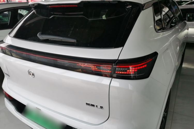Used Dongfeng Aeolus L8 2025 Model 112KM Ideal Edition Rear