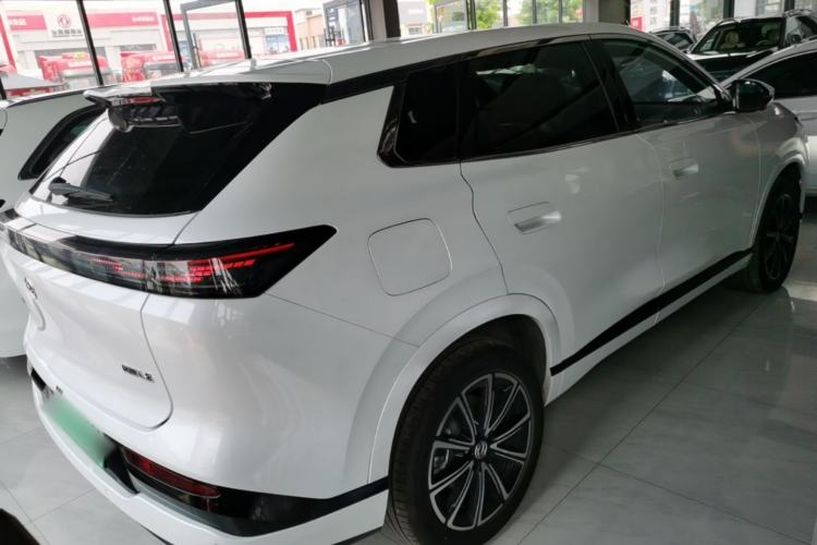 Used Dongfeng Aeolus L8 2025 Model 112KM Ideal Edition Rear Right 45 Deg