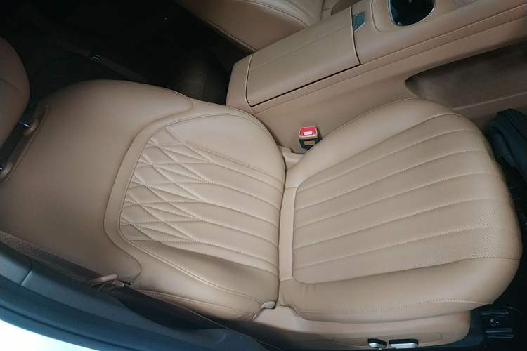 Used Dongfeng Aeolus L8 2025 Model 112KM Ideal Edition Right Front Seat