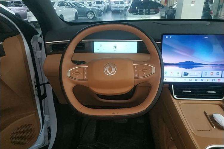 Used Dongfeng Aeolus L8 2025 Model 185KM Dream Edition Steering Wheel