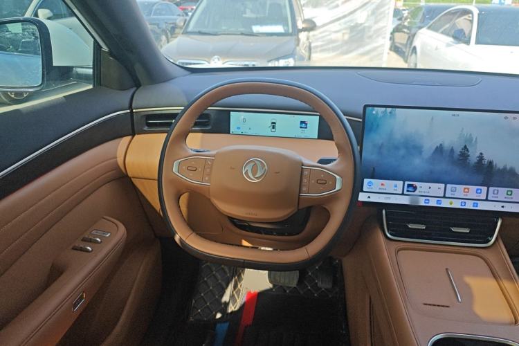 Used Dongfeng Aeolus L8 2025 Model 185KM Dream Edition Steering Wheel