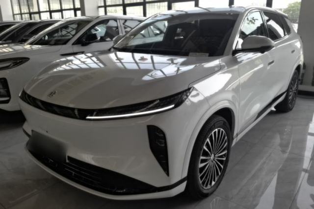 Used Dongfeng Aeolus L8 2025 Model 185KM Dream Edition