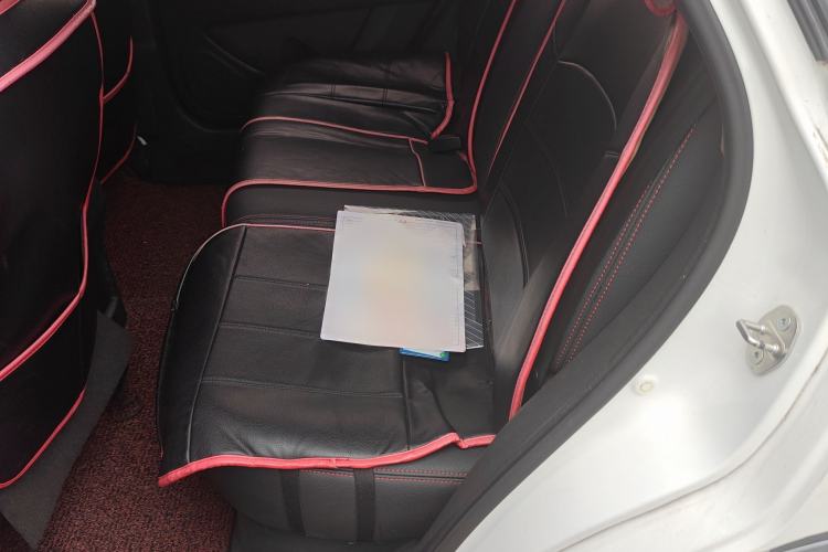 Used Dongfeng Aeolus AX3 2016 1.5L Automatic ZhiKu Model Interior 1