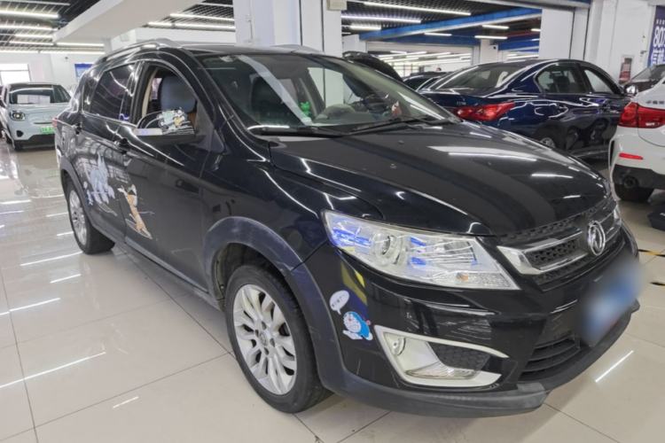 Used Dongfeng Aeolus AX3 2016 1.5L Manual Shangkue Model Front Right 45 Deg