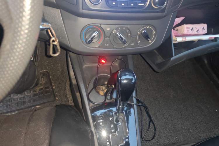 Used Dongfeng Aeolus AX3 2016 1.5L Automatic Shangkue Model Gear Lever