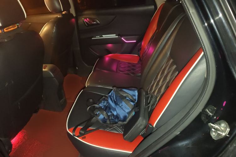 Used Dongfeng Aeolus AX3 2016 1.5L Automatic Zunku Model Left Rear Seat