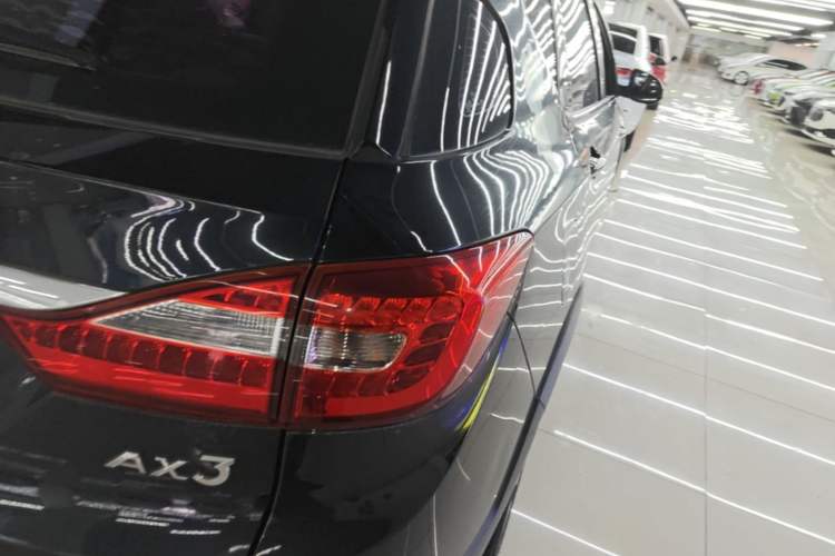 Used Dongfeng Aeolus AX3 2016 1.5L Manual Shangkue Model Right Rear Taillight