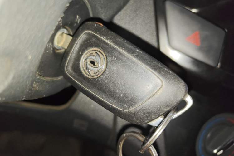 Used Dongfeng Aeolus AX3 2016 1.5L Manual Shangkue Model Vehicle Key