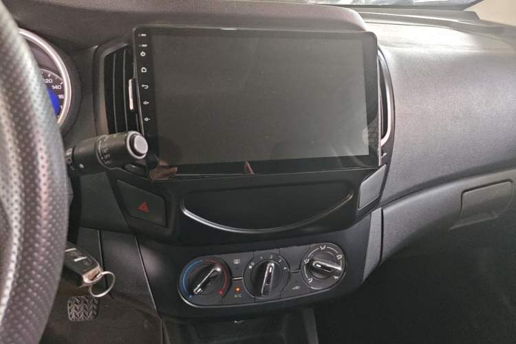 Used Dongfeng Aeolus AX3 2016 1.5L Manual Shangkue Model Audio And AC Panel