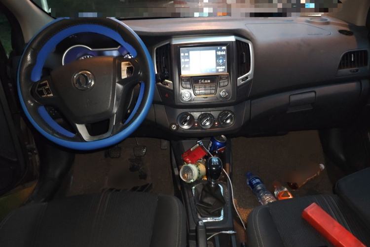 Used Dongfeng Aeolus AX3 2016 1.5L Manual ZhiKu Model Center Console